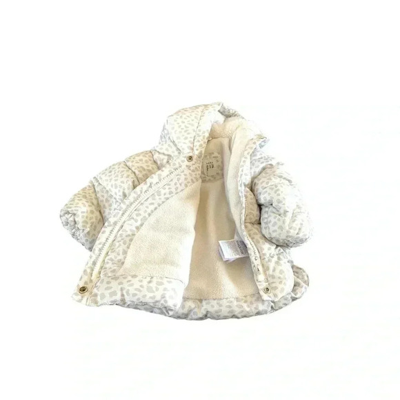 BabyGap, Winter Coat, size 0-6 months - Picture 3 of 4
